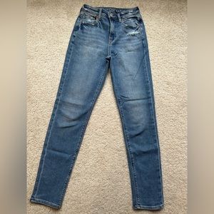 American Eagle Mom Jeans